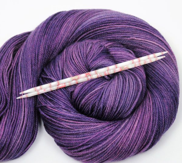 chinook merino cashmere nylon sock yarn in purple