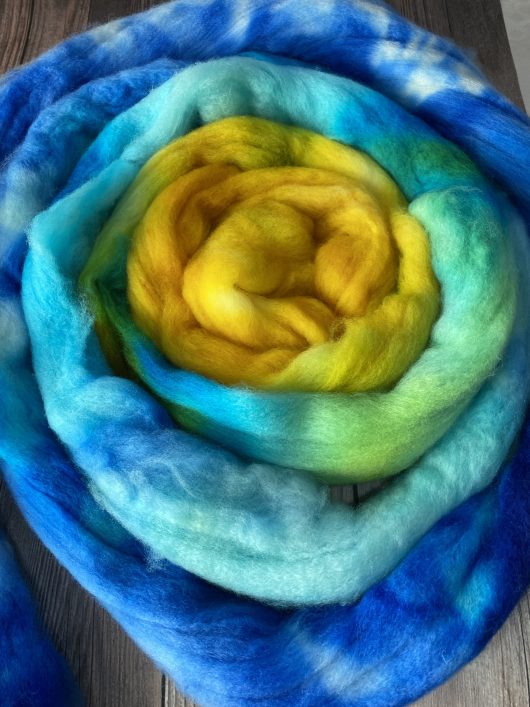 roving swirl with blue, turquoise, green and gold