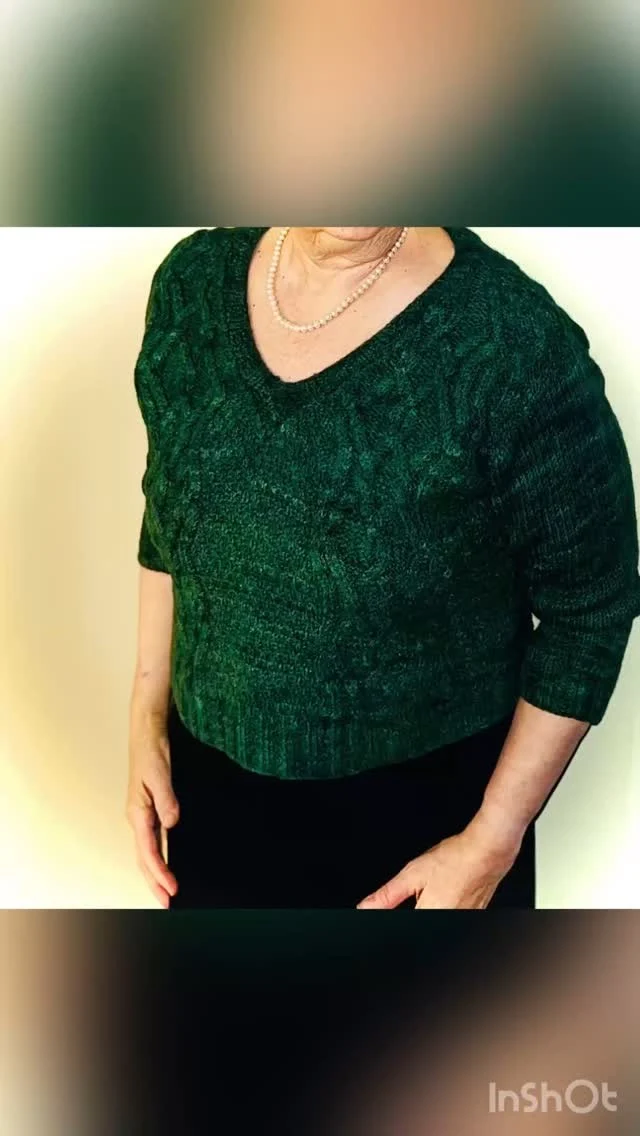 Need some ideas for worsted weight yarn? Our Livily Cormo Worsted is a beautiful choice.  Karen S. made this lovely pullover from a vest pattern with added sleeves.  There are lots of colors for you to choose from if you want to make one of your own.

Details: 200 yards per skein, MD grown Cormo wool, Non-superwash, worsted weight 2 ply yarn.

Comment your favorite emoji to applaud for this beautiful sweater!! 

Happy Making
🧶Lisa🧶

#mdsheepandwool #mdsheepandwoolfestival #flyinggoatfarm